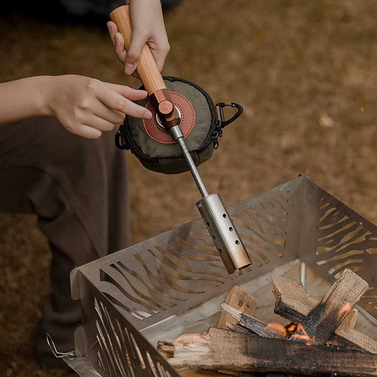 ولاعة غاز للتخييم من جرين / مع ميزة ضبط درجة الحرارة / طول قابل للتغيير /  مسكة خشبية