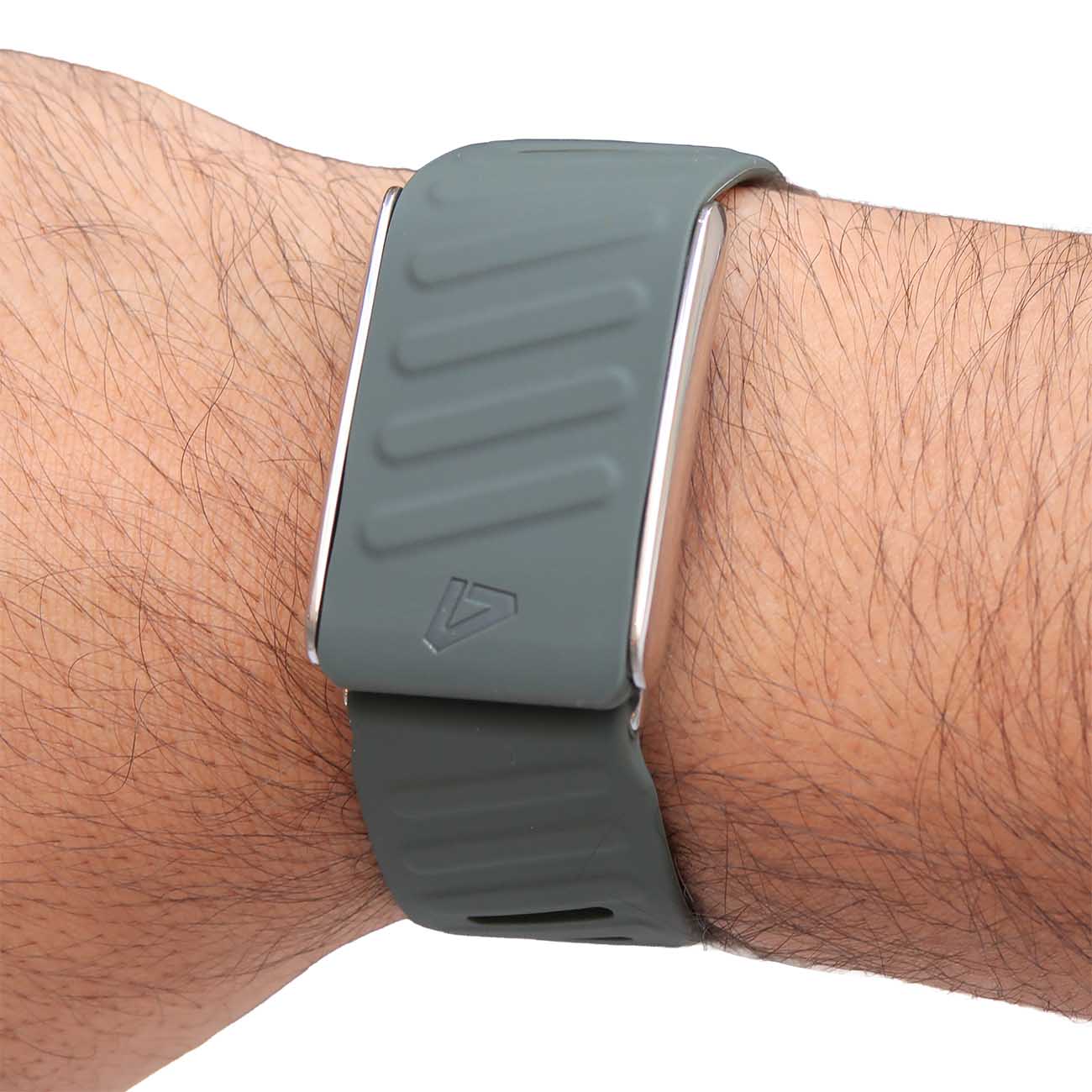 سير Dash يدعم Whoop 5 / سليكون ناعم / اخضر مع اطار فضي لامع